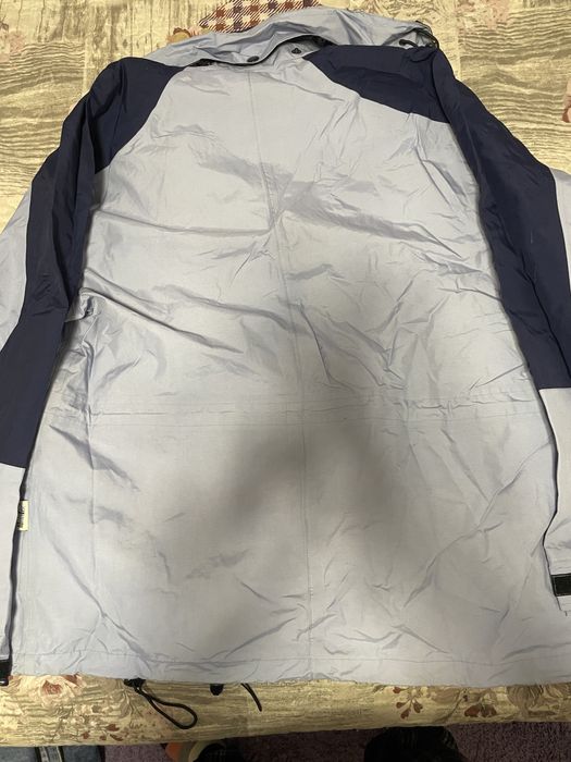 Куртка ветровка удлиненная размер М!