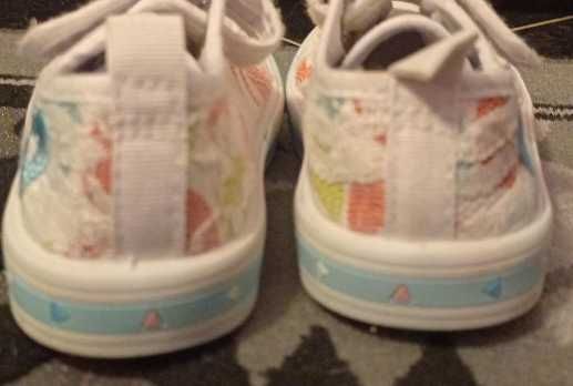 Уникални детски гуменки с бродерия - номер 21