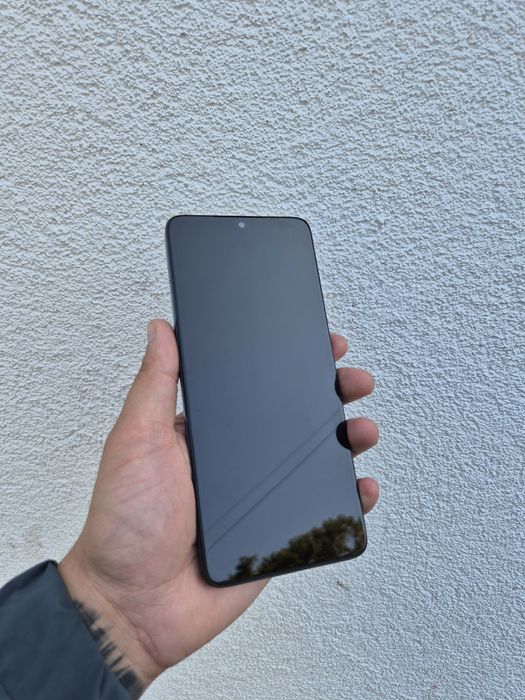 Motorola doar ce este folosit de 1 săptămâna e nou prețul este de 600 lei negociabil