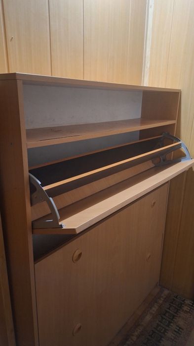 Продам обувницу 3 уровня