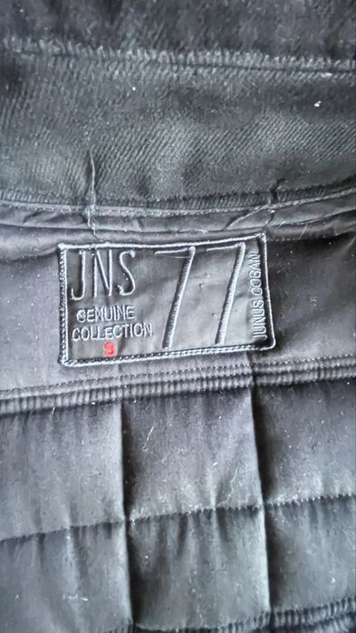 Стильная куртка. Ограниченый выпуск.