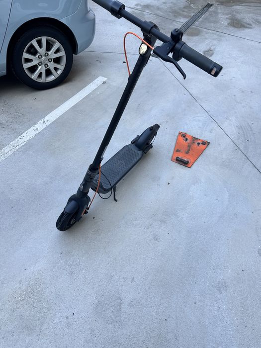 Електрическа тротинетка Segway Ninebot F2 Pro