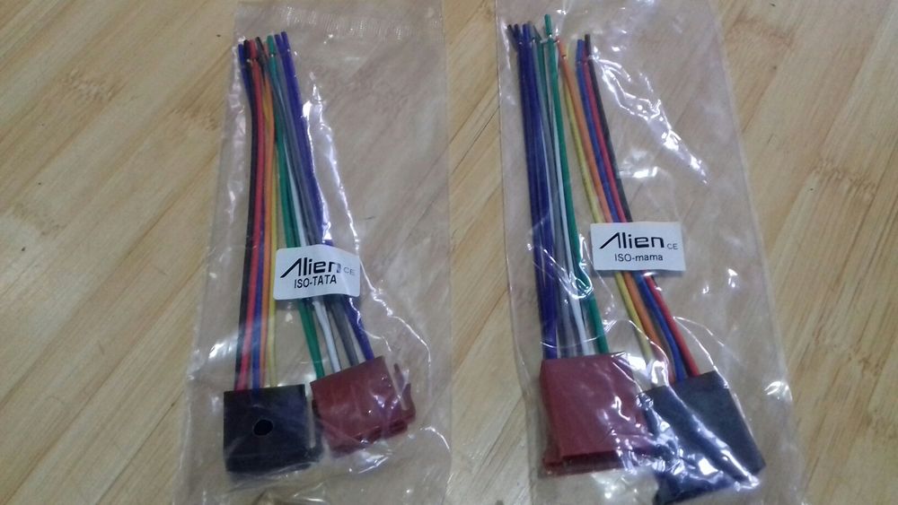 Mufe ISO mama sau tata