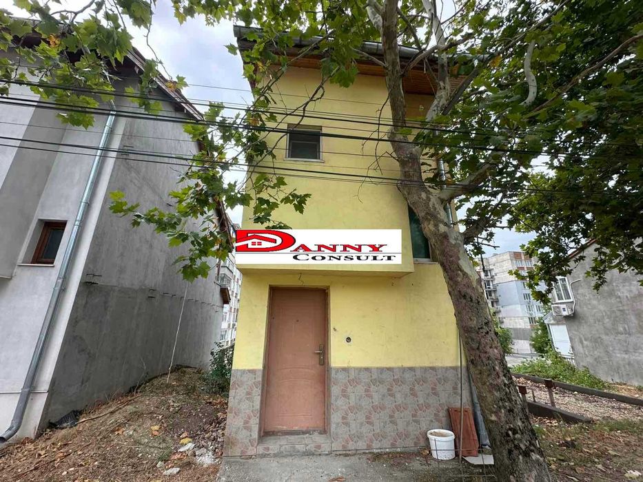 Апартамент на три нива за продажба в гр. Велико Търново