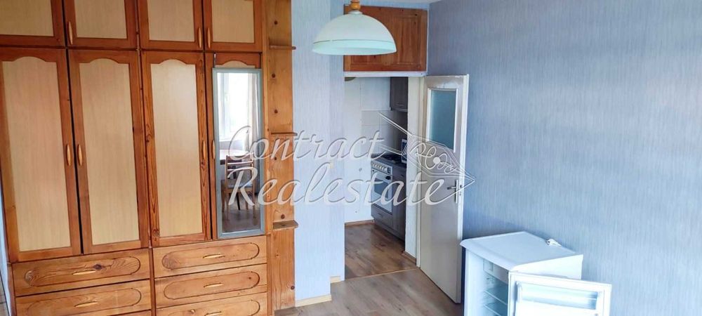 Дава се под наем Едностаен апартамент в Варна, Завод Дружба - 25 кв.м за 204 € - Снимка #2