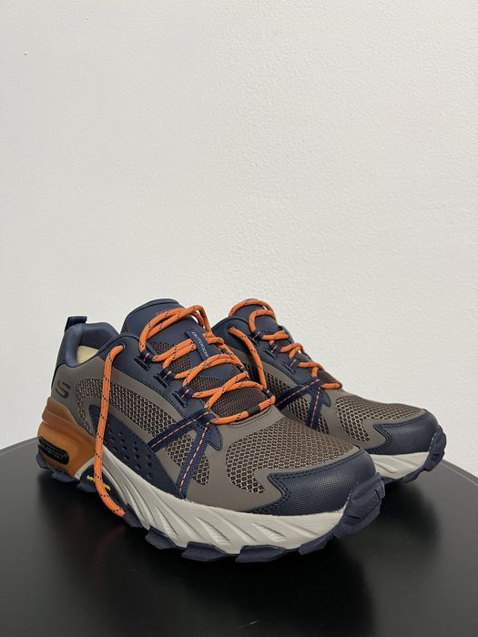 Skechers Max Protect