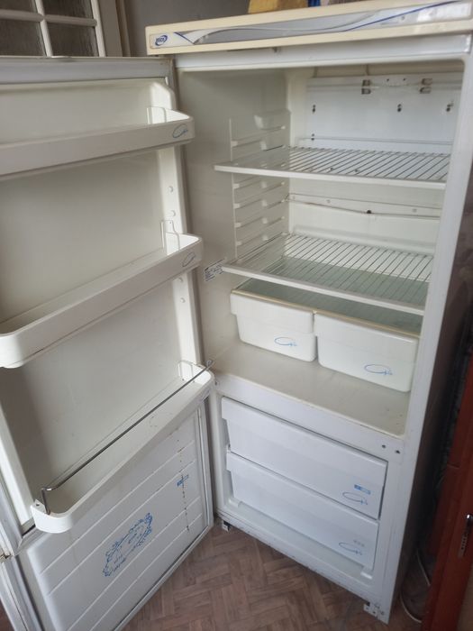 Продам б.у холодильник