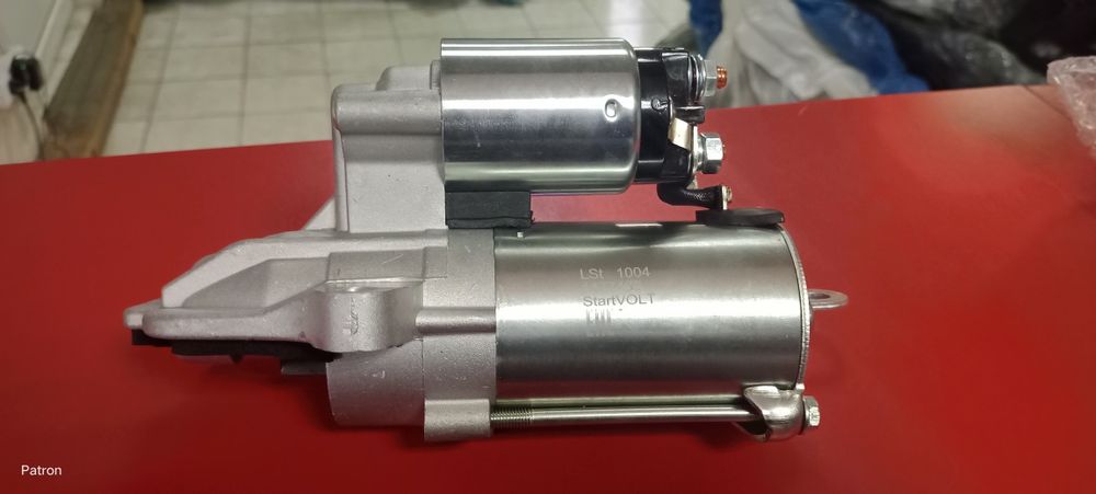 Стартер Мазда Трибут