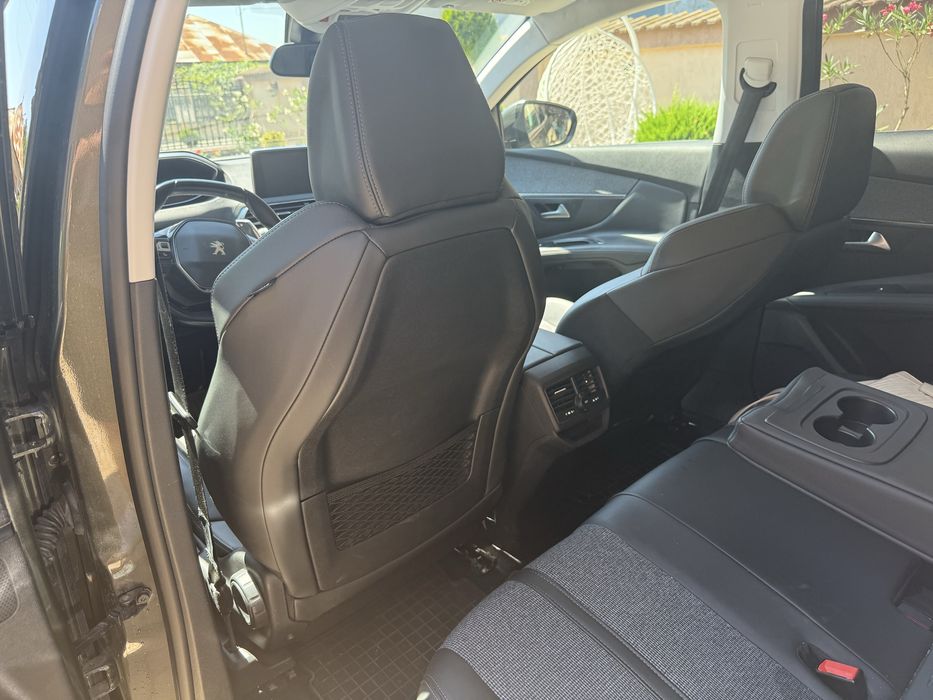 vand peugeot 3008 in stare perfecta