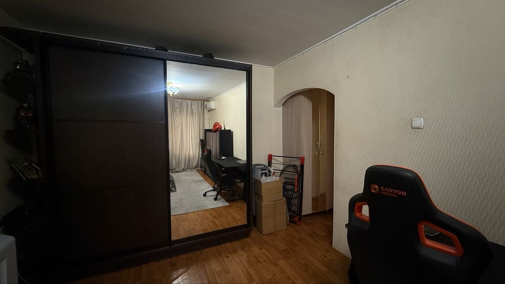 На подселение ДЕВУШКУ