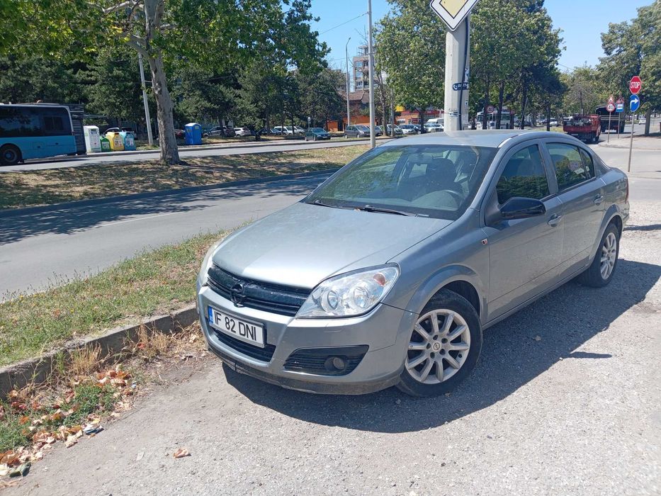 Опел Астра 1.6 105 коня