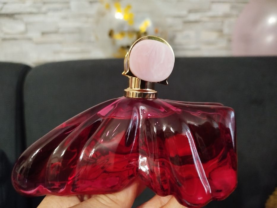 Парфюми  Carolina Herrera- La Bomba 80ml.,Very Goog Girl 80ml.