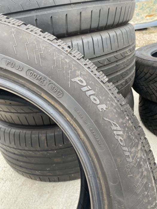 235/55/17 Мишелин Зимни