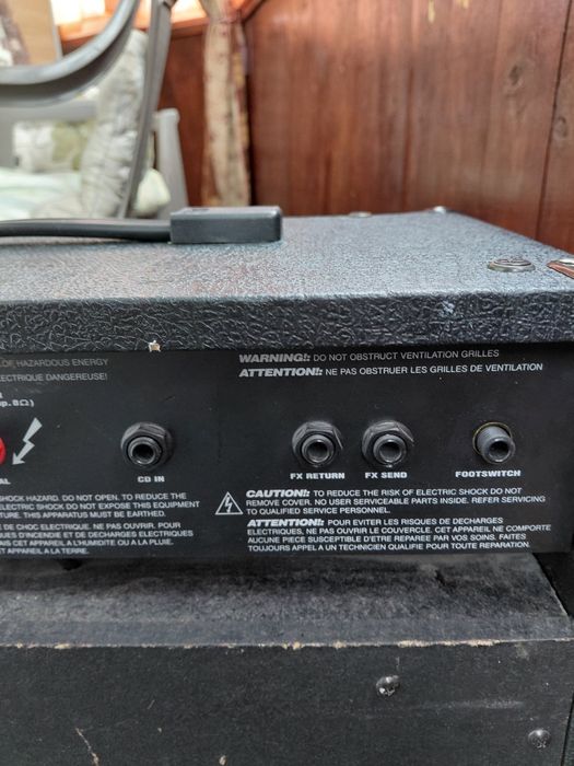 Amplificator chitară Marshall model MG  series  50DFX