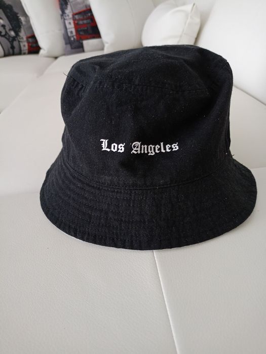 Vând palarie sport, fashion,nașa, noua, produs de calitate.