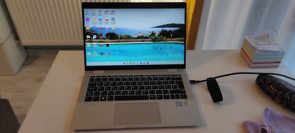 HP EliteBook x360 1030 G3 | i7 vPro Gen 8 | 16GB RAM | 256 GB SSD | To