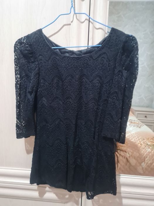 Платья и кофточки