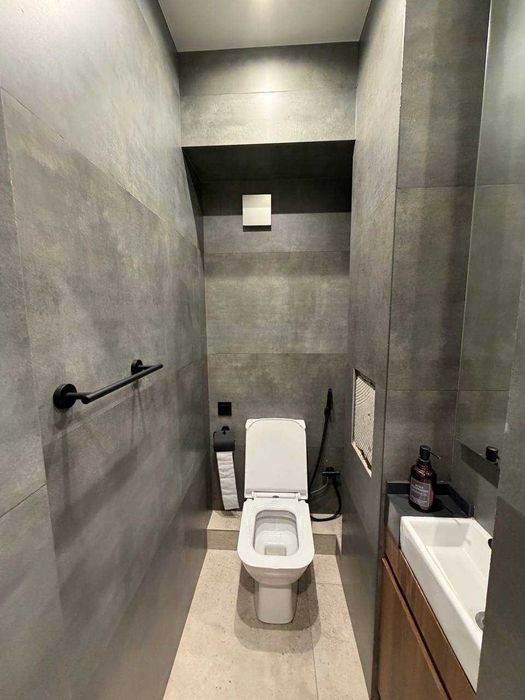 3 комнатная дуплекс массив Кашгар, ЕВРО ремонт качественный