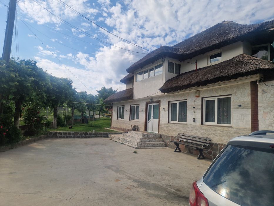 Casă locuibilă, Service auto la cheie, +1600m teren