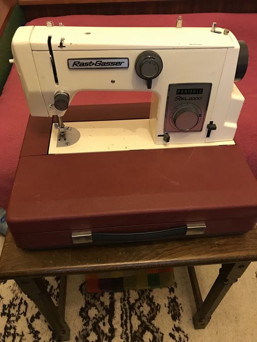 Masina cusut singer 411