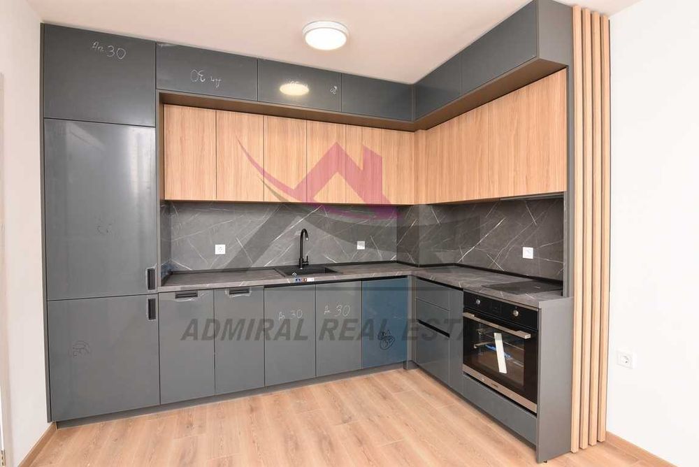 Дава се под наем Двустаен апартамент в Варна, Изгрев - 60 кв.м за 500 € - Снимка #1