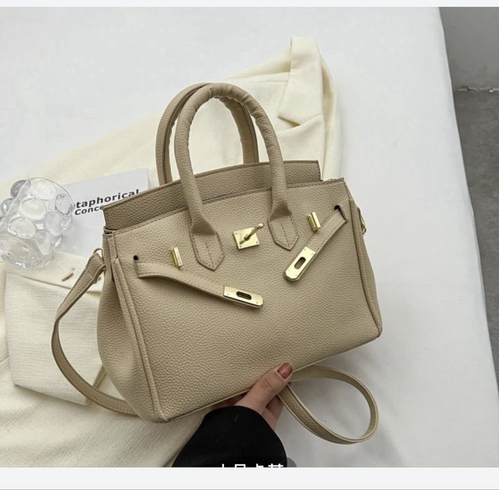 Продам сумки дешева