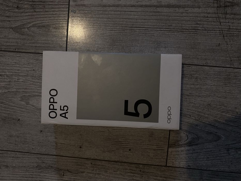 Vand OPPO A5 nou