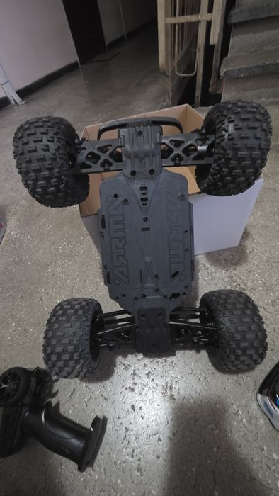 Vand automodel arrma granit noua