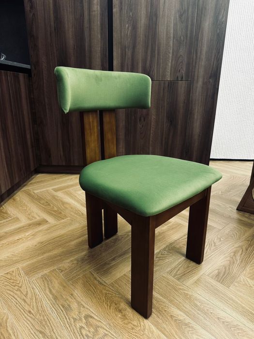 Кухонные стулья , новые