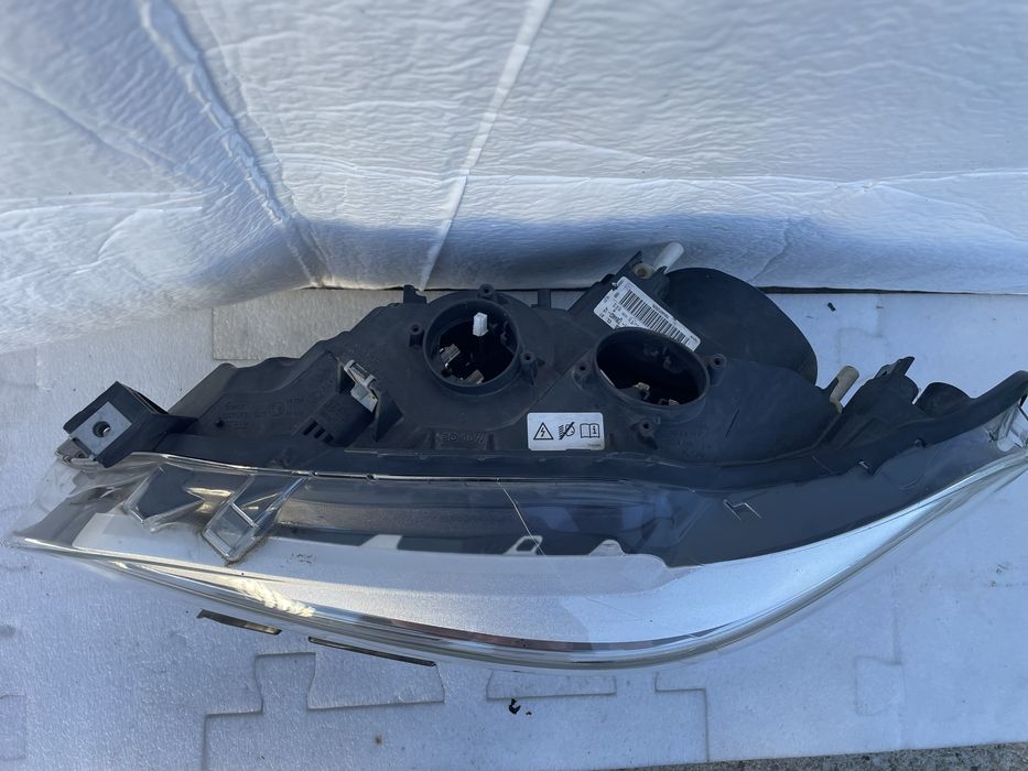 Far stanga Bmw F22 F23 xenon led