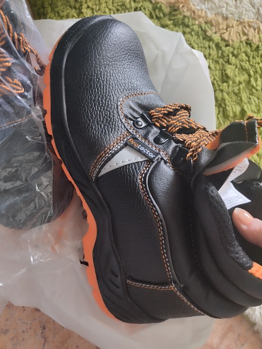 Ботинки рабочие мужские Новые рр41