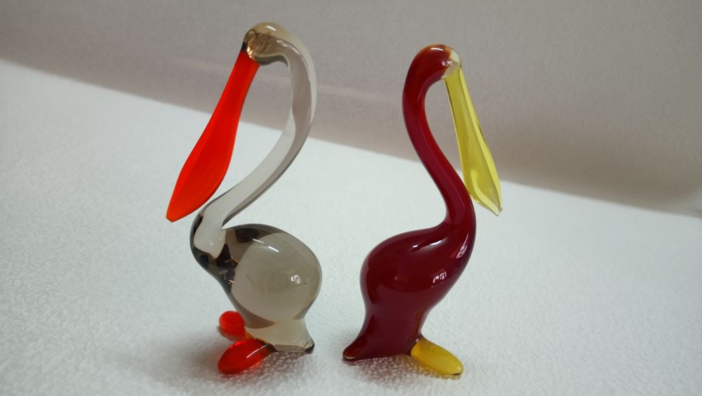 Продаются фигурки цветное стекло