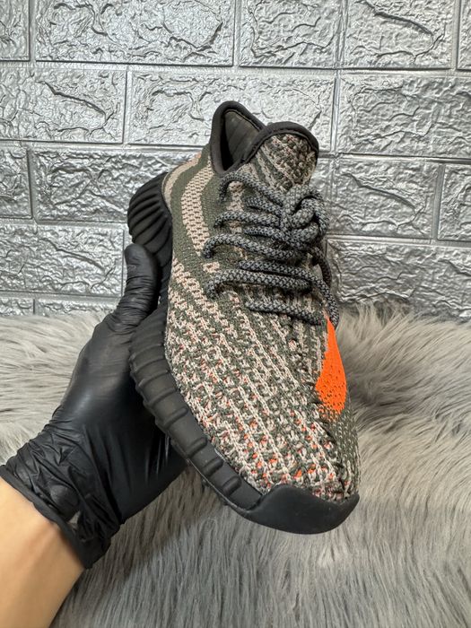 Yeezy 350 v2 Beluga Carbon Pk Premium