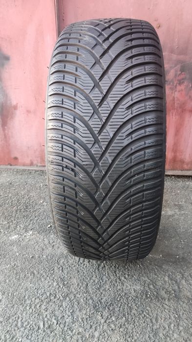 1бр. зимна  гума 205/45/17 Kleber Krisalp HP3 
dot23
7.8mm
Много добро