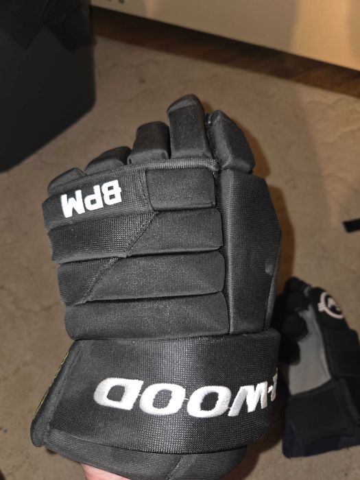 Ръкавици за хокей