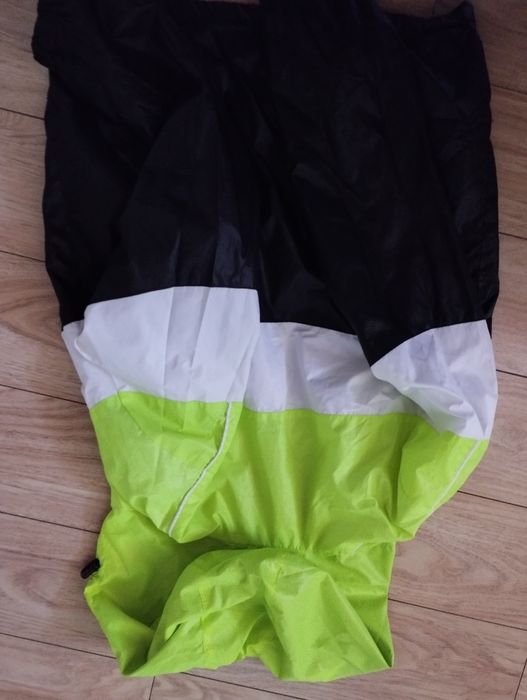 Два броя,Яке ,ветеровка , горница