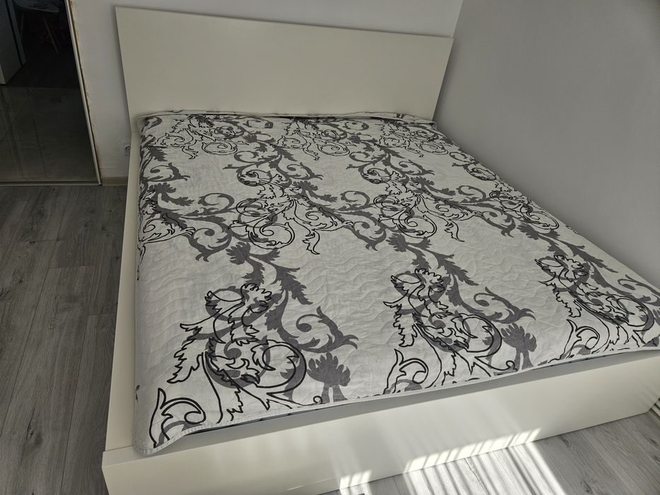 Pat Marimonial ikeia de 180 x 200 impecabil