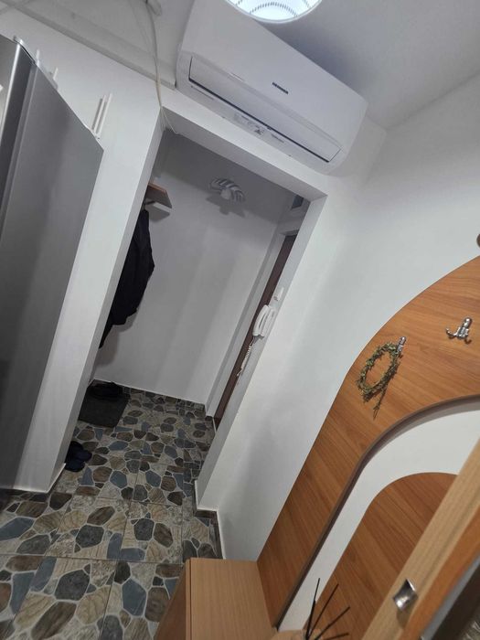 Inchiriez apartament 2 camere