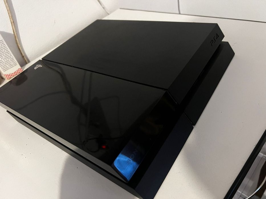 Vând ps 4,GTA V și fc 2026