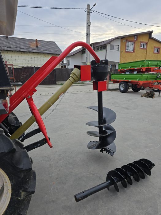 Burghiu agricol  tractor japonez