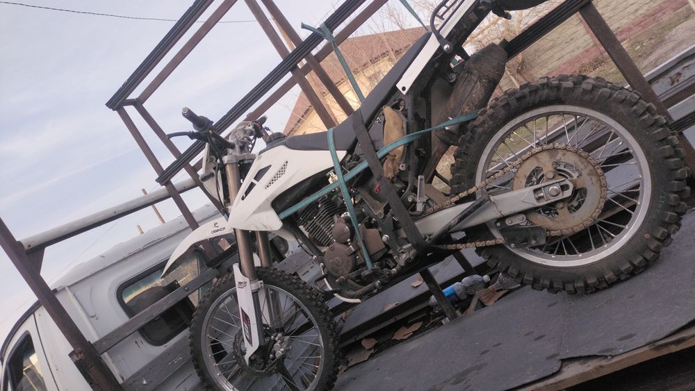 Продам эндуро срочно.