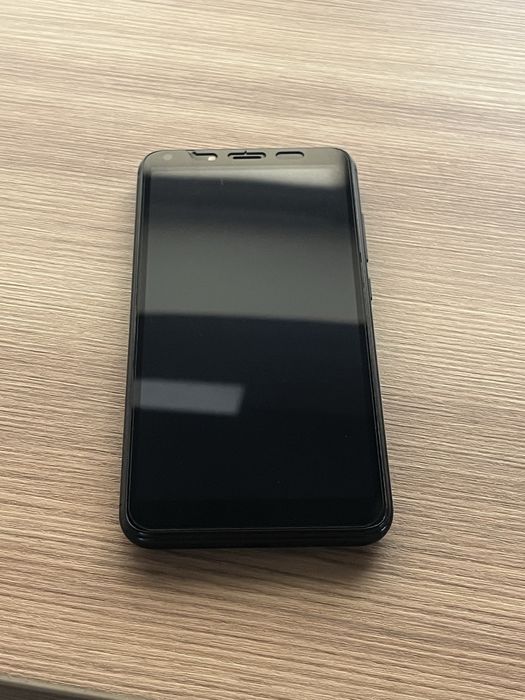 Продаю телефон Redmi 6