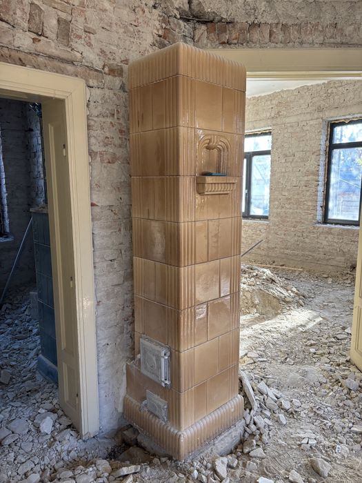 Sobe de teracota veche de 100 ani