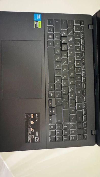 СРОЧНО! Игровой ноутбук asus v16