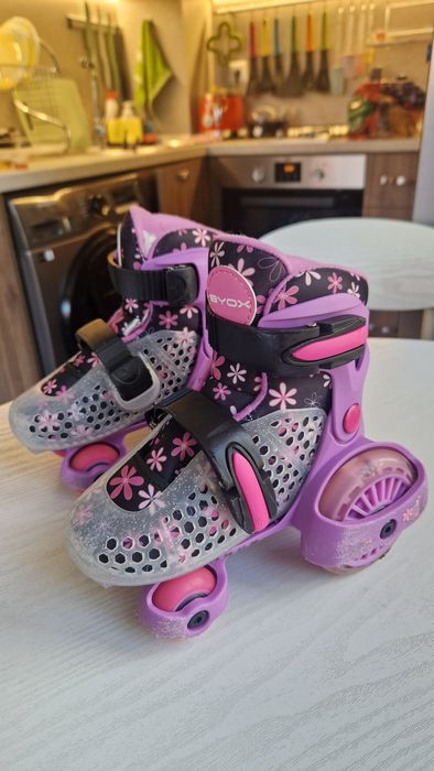 Детски кънки Byox, лилав, XS, номер 26-29, светещи колелца