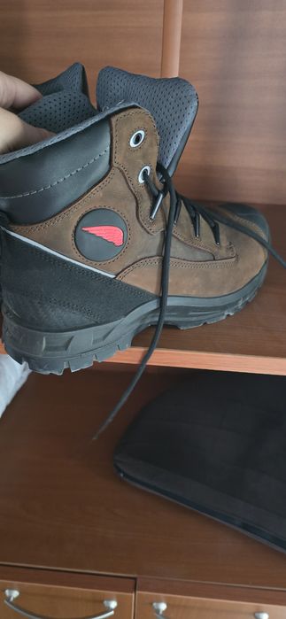 Продаются Ботинки Redwing