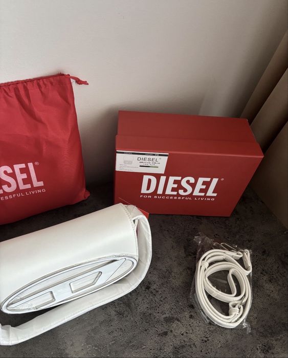 Geanta Diesel alba de umar