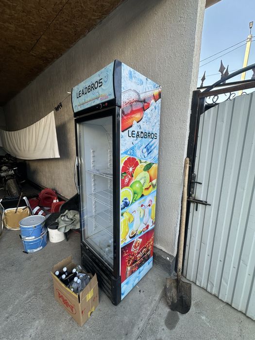 Продам холодильник