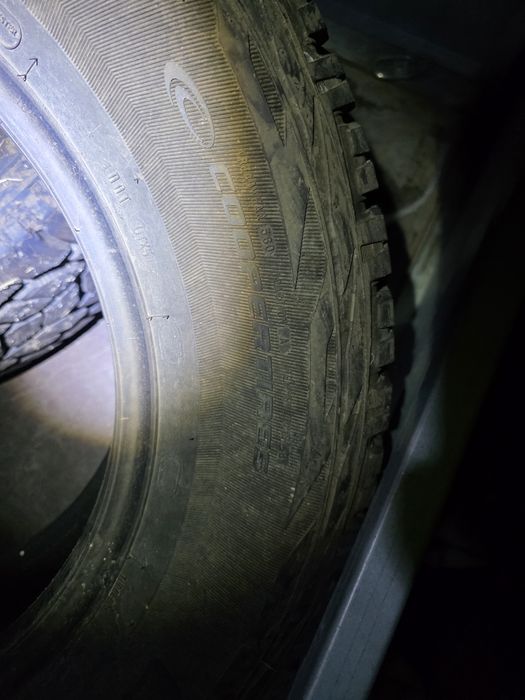 Cooper Discoverer AT3 225/70/16