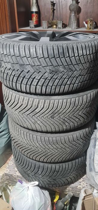 Джанти Tomson 19 235/35 Allseson